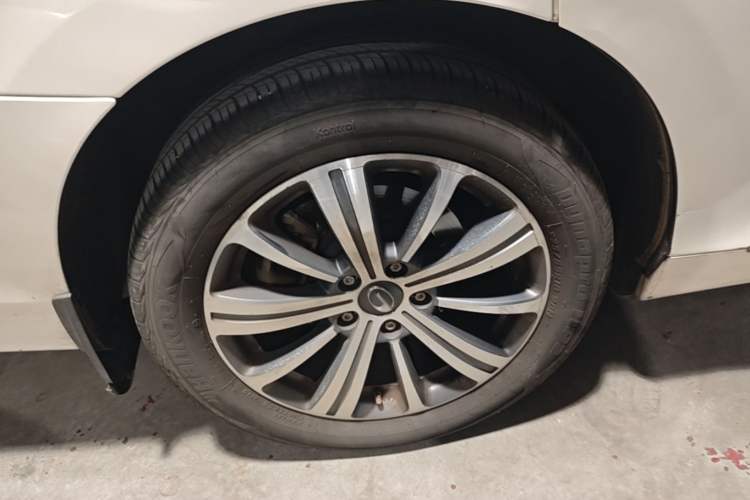 Used GAC Trumpchi M8 2018 320T Luxury Edition Right Rear Wheel Hub