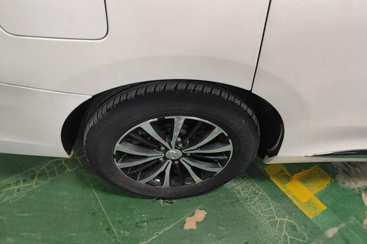 Used GAC Trumpchi M8 2018 320T Luxury Edition Right Rear Wheel Hub