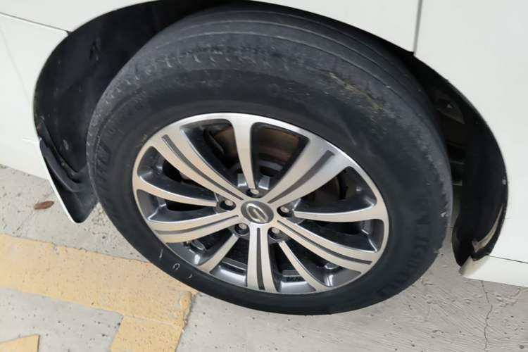 Used GAC Trumpchi M8 2018 320T Luxury Edition Right Rear Wheel Hub