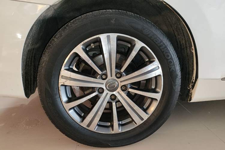 Used GAC Trumpchi M8 2018 320T Luxury Edition Right Rear Wheel Hub