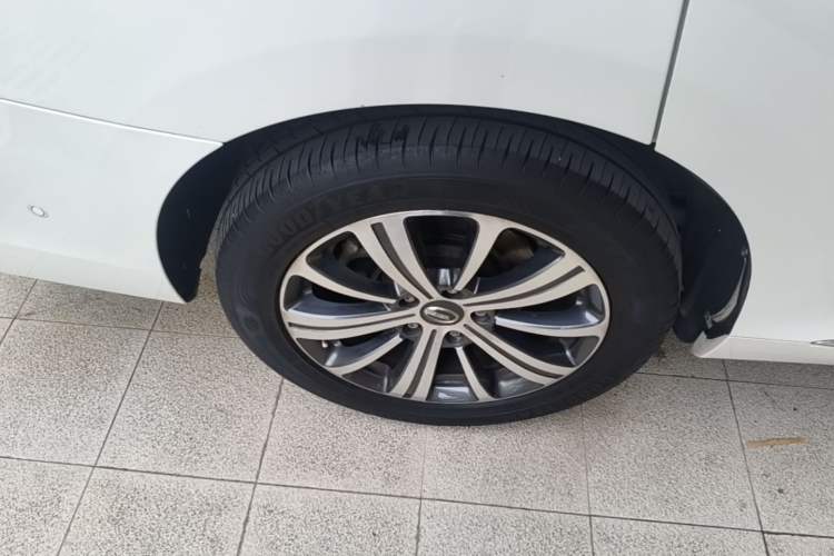 Used GAC Trumpchi M8 2018 320T Flagship Edition Right Rear Wheel Hub