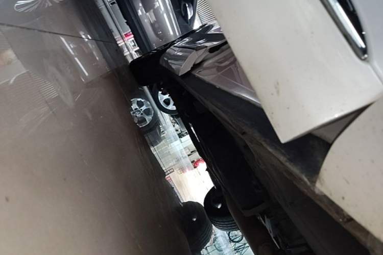 Used GAC Trumpchi M8 2018 320T Flagship Edition Right Side Sill