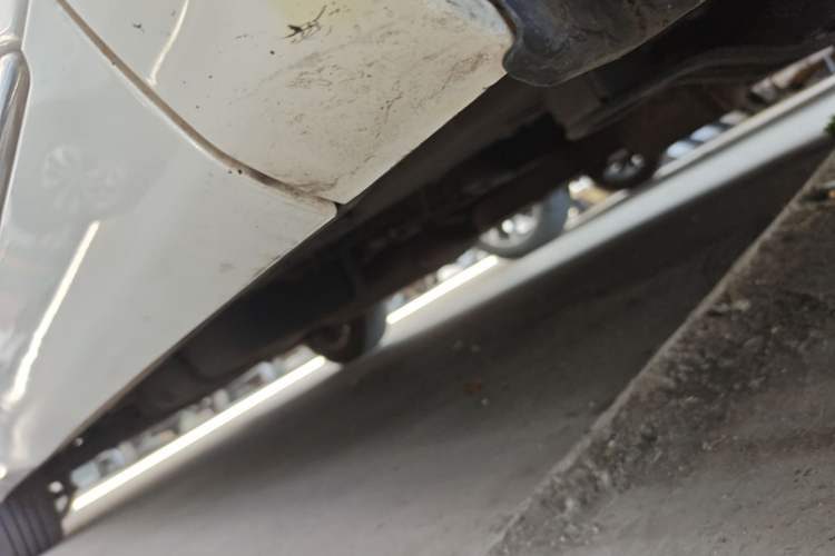Used GAC Trumpchi M8 2018 320T Luxury Edition Right Side Sill