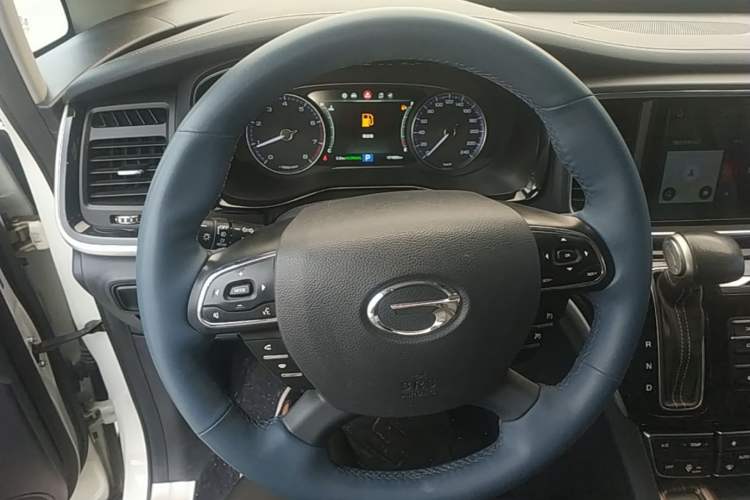 Used GAC Trumpchi M8 2018 320T Luxury Edition Steering Wheel