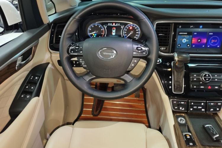Used GAC Trumpchi M8 2018 320T Luxury Edition Steering Wheel