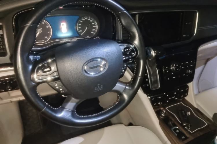 Used GAC Trumpchi M8 2018 320T Luxury Edition Steering Wheel