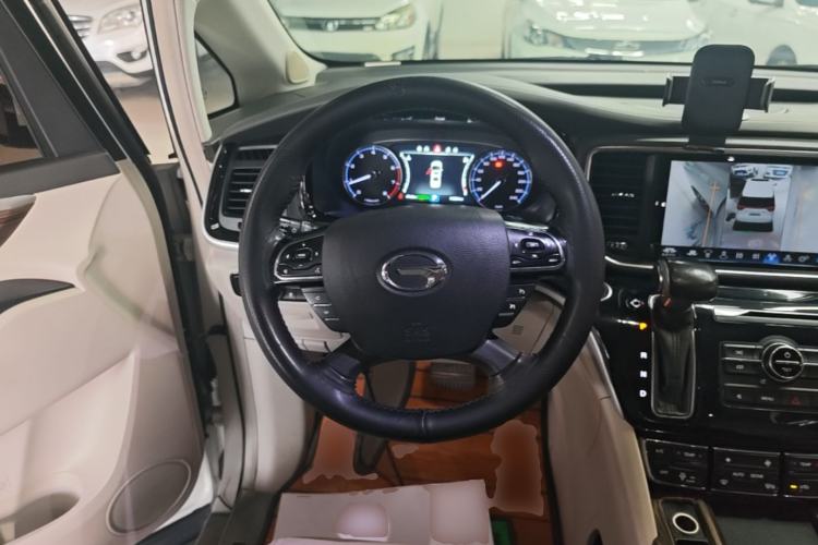 Used GAC Trumpchi M8 2018 320T Luxury Edition Steering Wheel