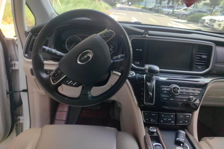 Used GAC Trumpchi M8 2018 320T Luxury Edition Steering Wheel