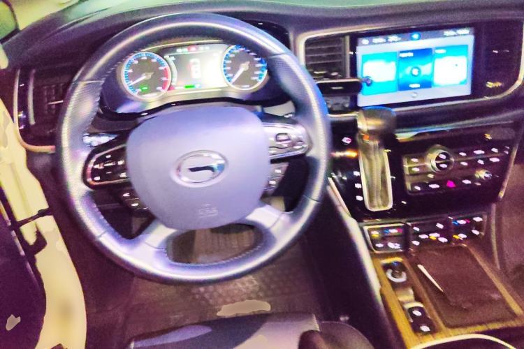 Used GAC Trumpchi M8 2018 320T Luxury Edition Steering Wheel