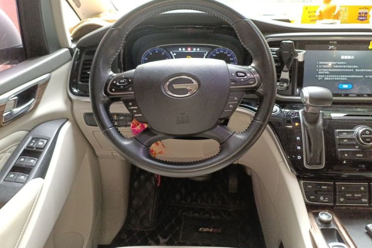Used GAC Trumpchi M8 2018 320T Luxury Edition Steering Wheel