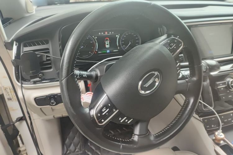Used GAC Trumpchi M8 2018 320T Luxury Edition Steering Wheel