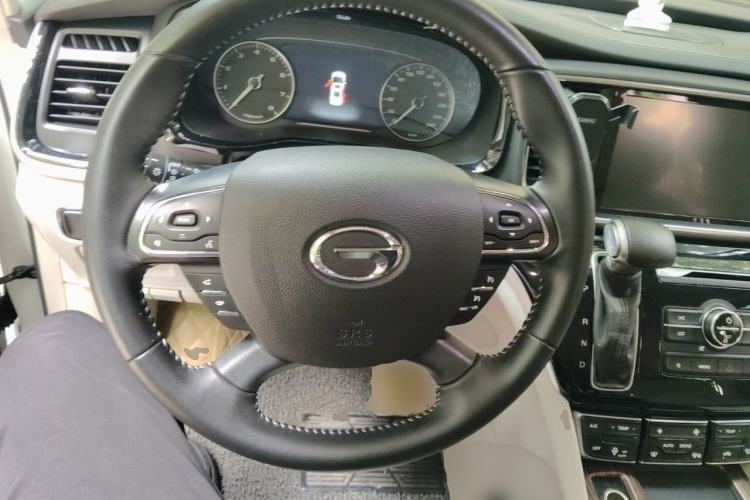 Used GAC Trumpchi M8 2018 320T Luxury Edition Steering Wheel