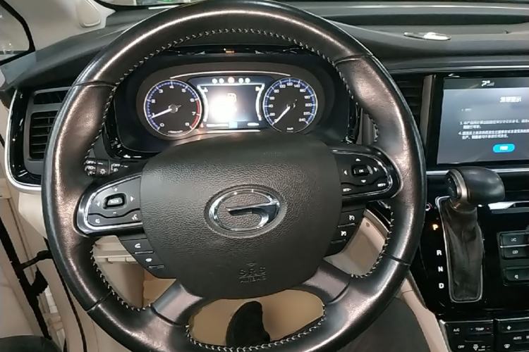 Used GAC Trumpchi M8 2018 320T Luxury Edition Steering Wheel