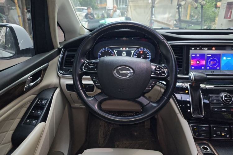 Used GAC Trumpchi M8 2018 320T Luxury Edition Steering Wheel