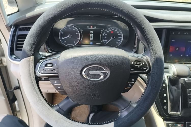 Used GAC Trumpchi M8 2018 320T Luxury Edition Steering Wheel