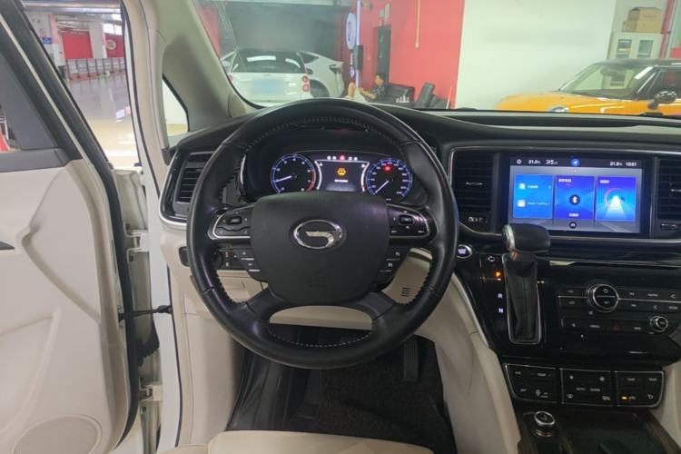 Used GAC Trumpchi M8 2018 320T Luxury Edition Steering Wheel