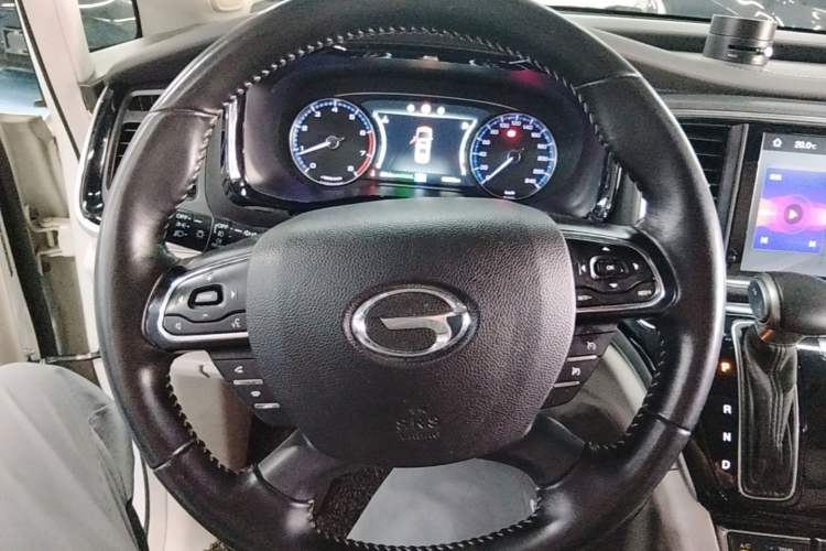 Used GAC Trumpchi M8 2018 320T Luxury Edition Steering Wheel