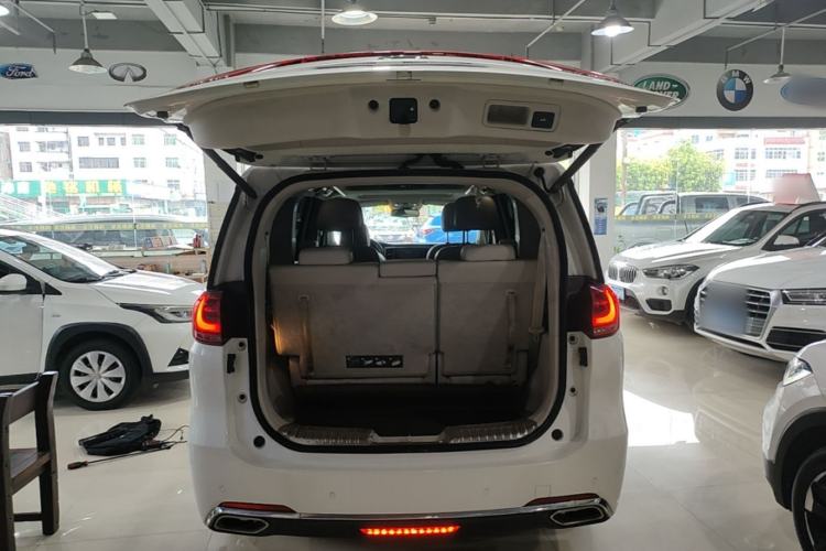 Used GAC Trumpchi M8 2018 320T Luxury Edition Trunk
