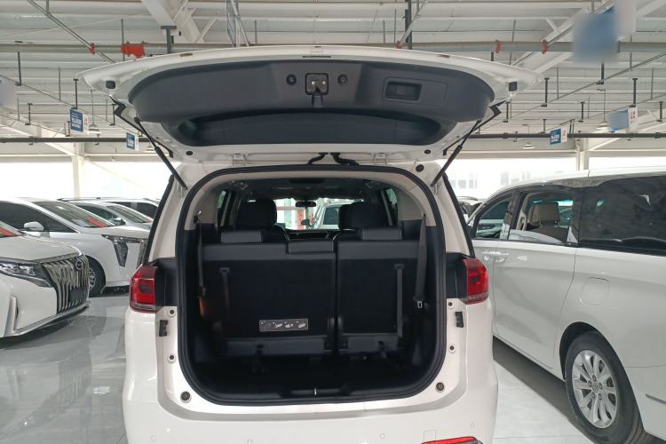 Used GAC Trumpchi M8 2018 320T Luxury Edition Trunk