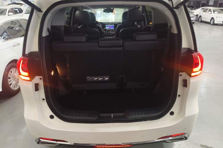 Used GAC Trumpchi M8 2018 320T Flagship Edition Trunk