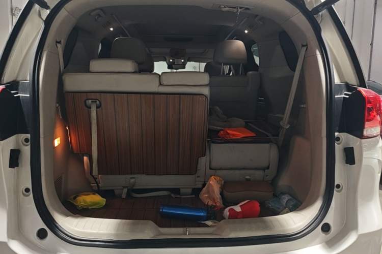Used GAC Trumpchi M8 2018 320T Luxury Edition Trunk