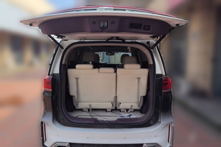 Used GAC Trumpchi M8 2018 320T Luxury Edition Trunk