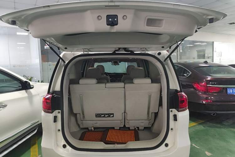 Used GAC Trumpchi M8 2018 320T Luxury Edition Trunk