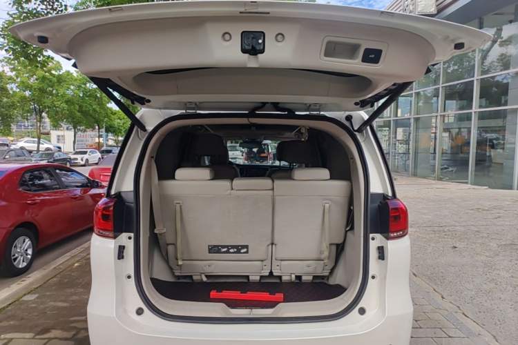 Used GAC Trumpchi M8 2018 320T Luxury Edition Trunk