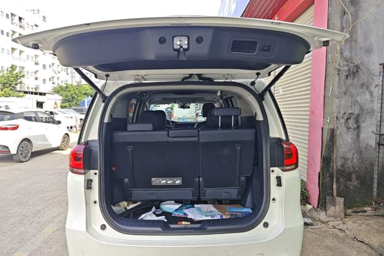 Used GAC Trumpchi M8 2018 320T Luxury Edition Trunk