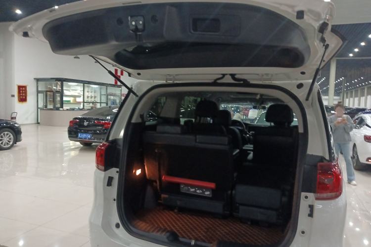 Used GAC Trumpchi M8 2018 320T Luxury Edition Trunk