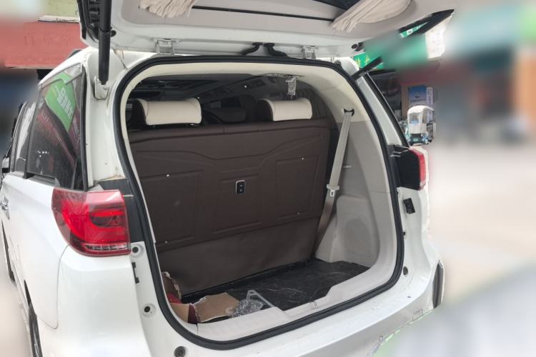 Used GAC Trumpchi M8 2018 320T Luxury Edition Trunk