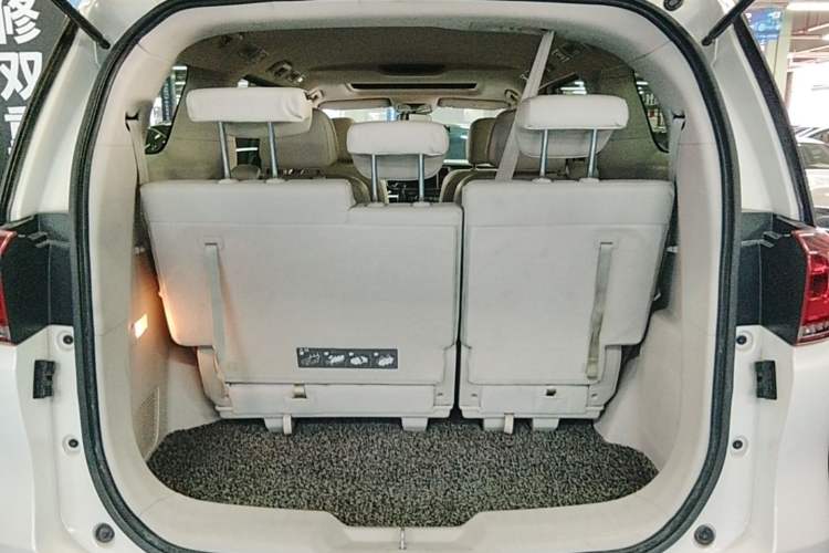 Used GAC Trumpchi M8 2018 320T Luxury Edition Trunk