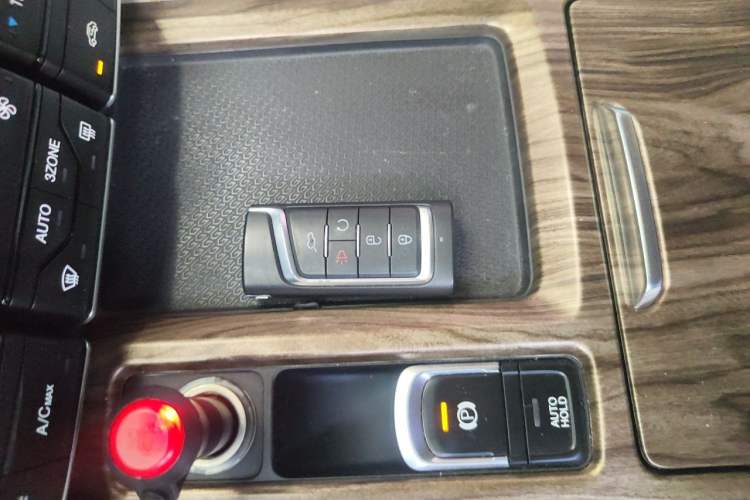 Used GAC Trumpchi M8 2018 320T Luxury Edition Vehicle Key