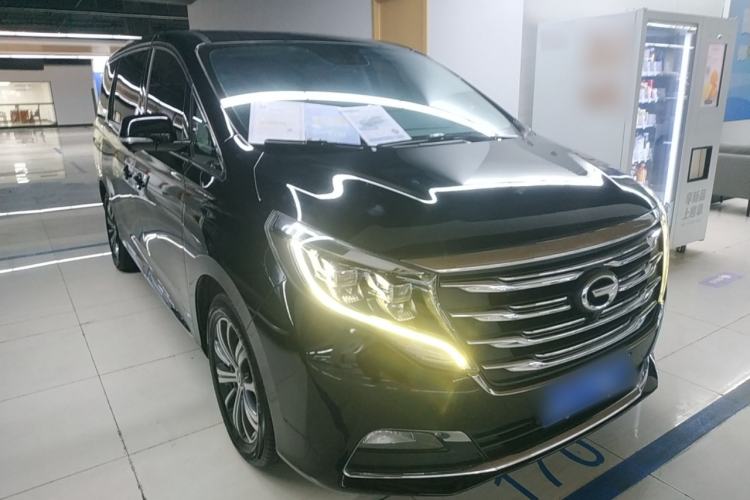 Used GAC Trumpchi M8 2019 320T Ultimate Edition Front Right 45 Deg