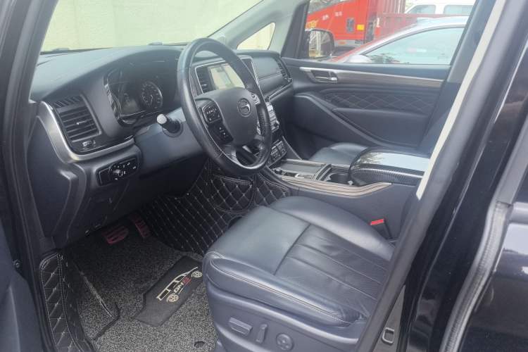 Used GAC Trumpchi M8 2019 320T Ultimate Edition Interior 10