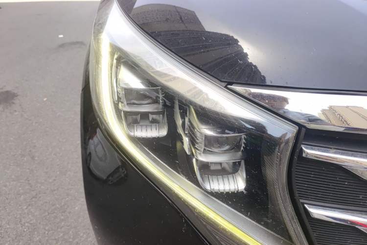 Used GAC Trumpchi M8 2019 320T Ultimate Edition Right Front Headlight