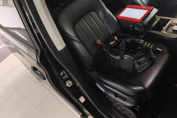 Used GAC Trumpchi M8 2019 320T Ultimate Edition Right Front Seat