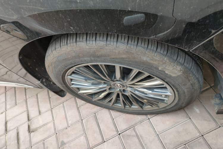 Used GAC Trumpchi M8 2019 320T Ultimate Edition Right Front Wheel Hub