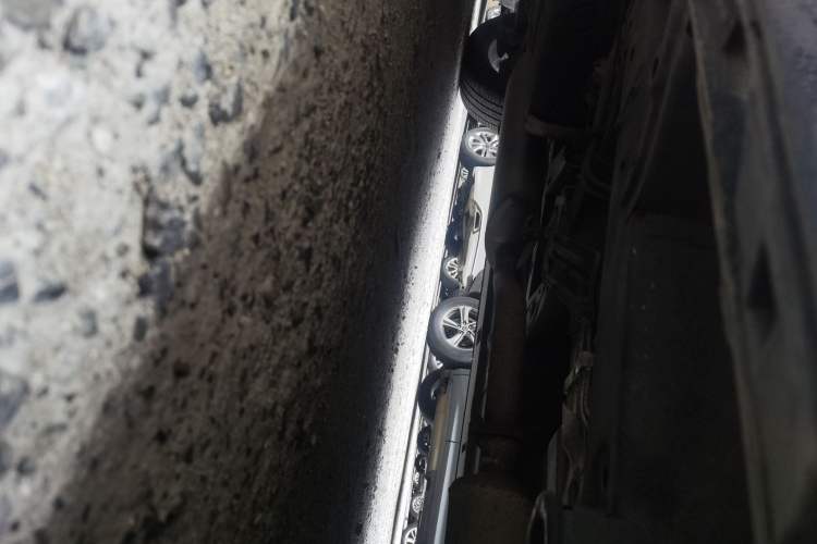 Used GAC Trumpchi M8 2019 320T Ultimate Edition Chassis Front Right