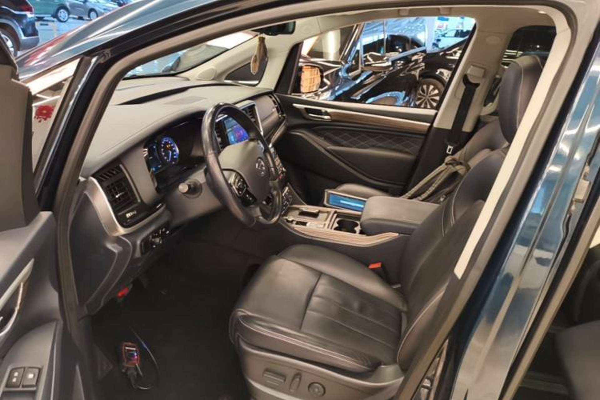 Used GAC Trumpchi M8 2019 320T Ultimate Edition Driver Seat