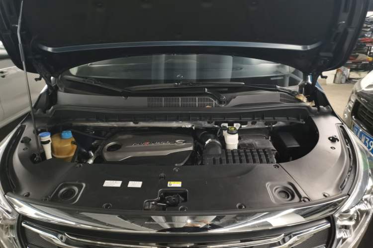 Used GAC Trumpchi M8 2019 320T Ultimate Edition Engine Bay