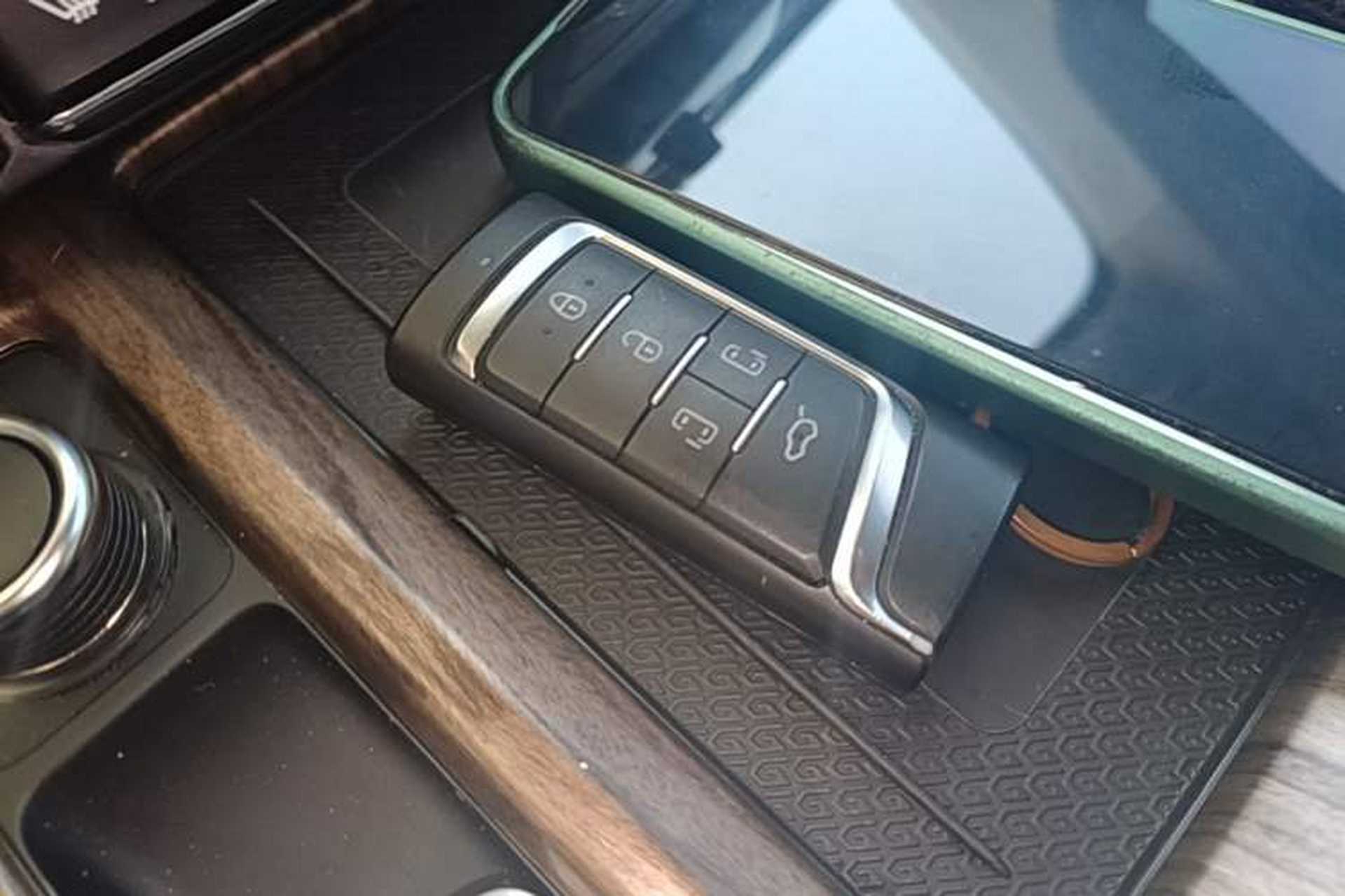 Used GAC Trumpchi M8 2019 320T Ultimate Edition Interior 1