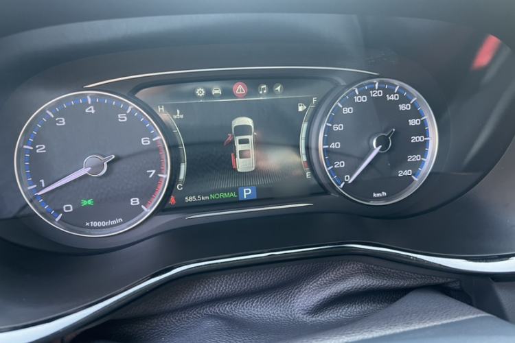 Used GAC Trumpchi M8 2019 320T Ultimate Edition Interior 5