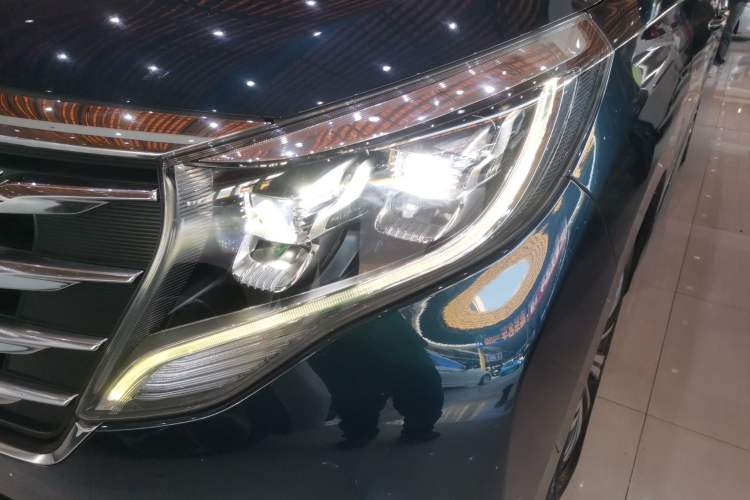 Used GAC Trumpchi M8 2019 320T Ultimate Edition Left Front Headlight