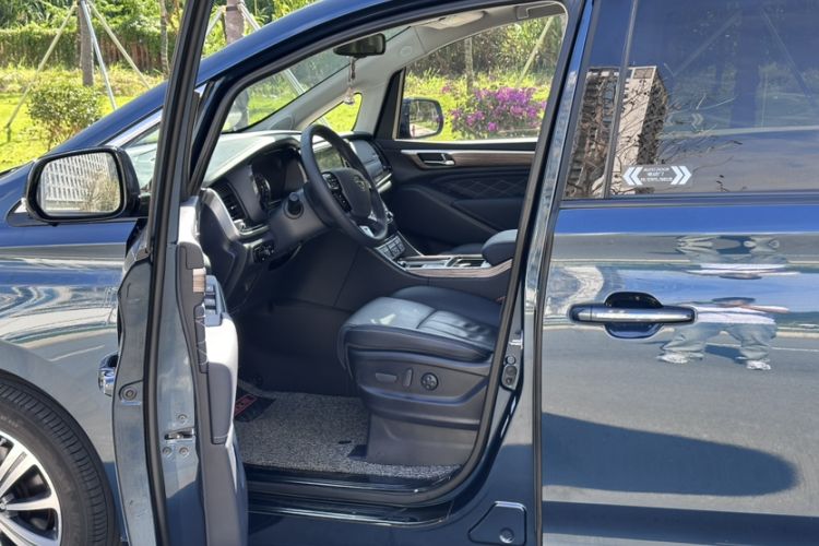 Used GAC Trumpchi M8 2019 320T Ultimate Edition Left Front Seat