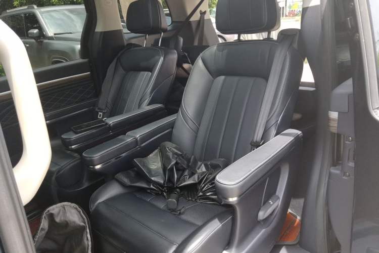 Used GAC Trumpchi M8 2019 320T Ultimate Edition Left Rear Seat