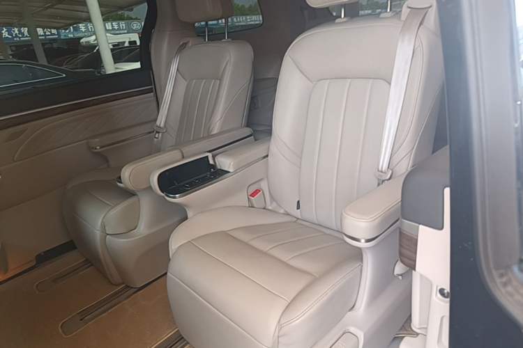 Used GAC Trumpchi M8 2019 320T Ultimate Edition Left Rear Seat