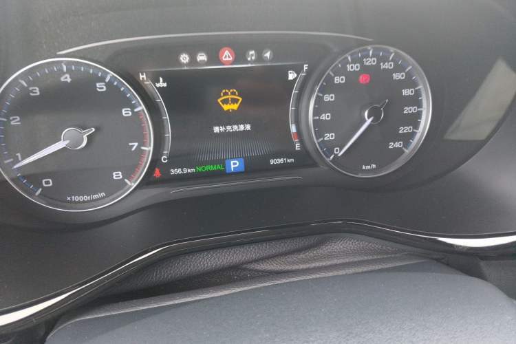 Used GAC Trumpchi M8 2019 320T Ultimate Edition Odometer Close Up