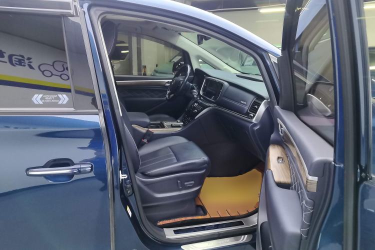 Used GAC Trumpchi M8 2019 320T Ultimate Edition Right Front Seat