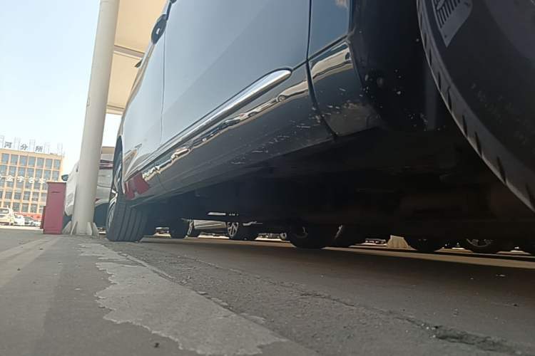 Used GAC Trumpchi M8 2019 320T Ultimate Edition Right Side Sill